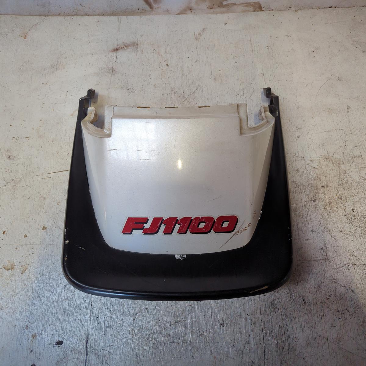 Fj 1100 rear tail plastic